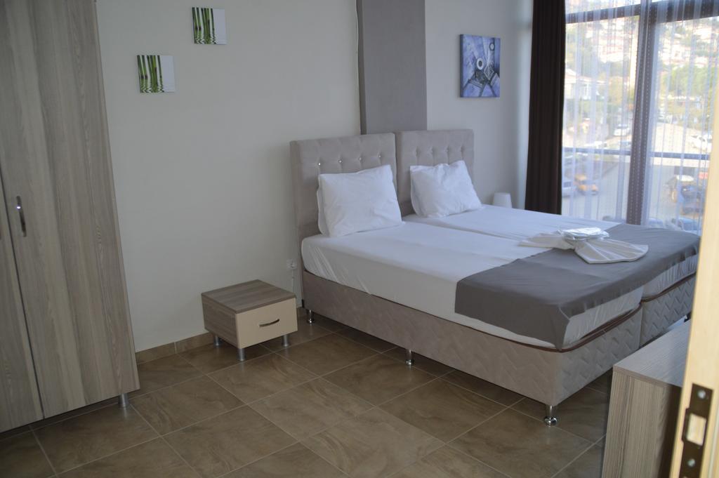 Hotel Hugo Altınoluk Habitación foto